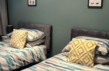 Central Plymouth Sea View Penthouse Apartment with Secure Parking - Foto 46