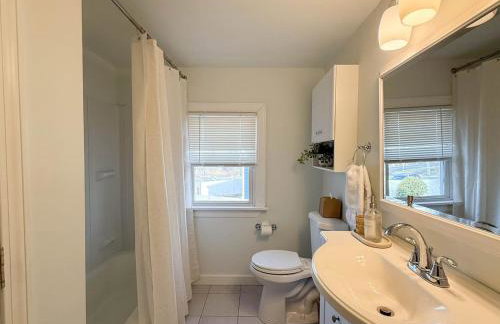 Portsmouth Landing 4BDRM, Modern Escape, Central - Foto 31