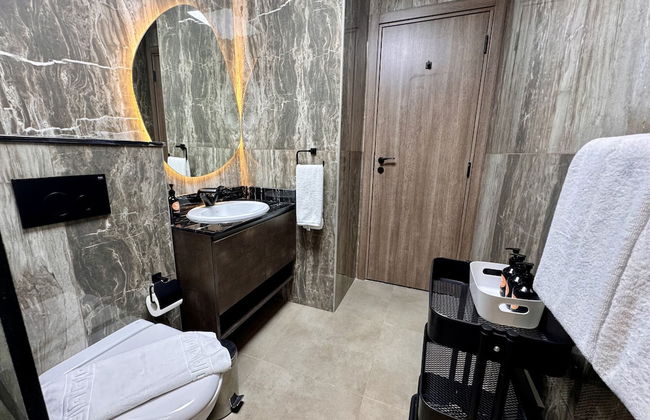 Easygo- Upgraded 1bdr Arjan, Joya - Photo 13