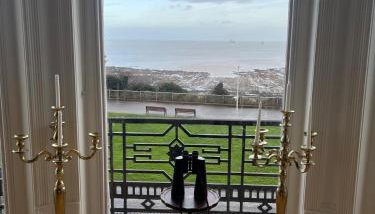 Breathtaking Walpole Sea Views - Foto 2