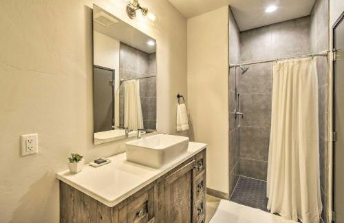 Elkhart Lake Townhome - 20 Mi to Sheboygan! - Foto 16