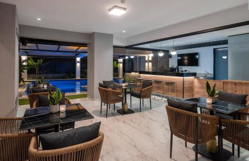 Captain Napoleon Paterakis CNP Luxurious Suites - Foto 3