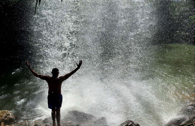 Excursión a los Tres Ojos y el Salto de Socoa - Foto 2