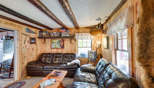 Peaceful Oakfield Cabin on Mattawamkeag River! - Foto 4