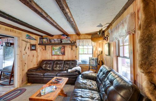 Peaceful Oakfield Cabin on Mattawamkeag River! - Foto 4