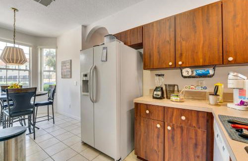 10 Mi to Disney World Townhome with Community Pool! - Foto 10