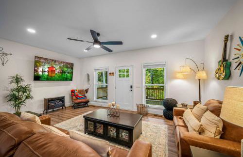 Melody Ridge Downtown with Fast WiFi, King Suite, Soaking Tub - Foto 7