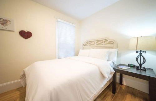 The Boston Rental - Multiple Floorplans - Foto 36