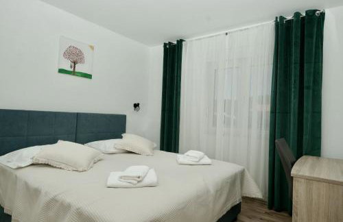 Apartment Mario - with pool - Foto 33