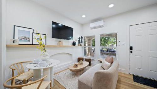 Mediterranean Villa #1 at East Downtown - Foto 1