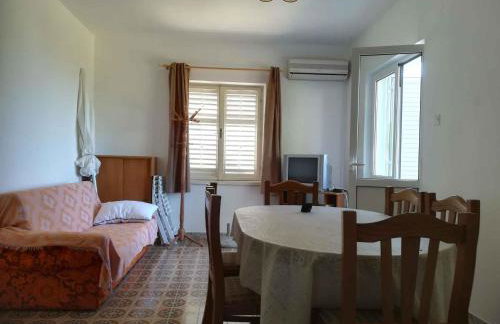 Holiday home in Ugljan - Insel Ugljan 7464 - Foto 6