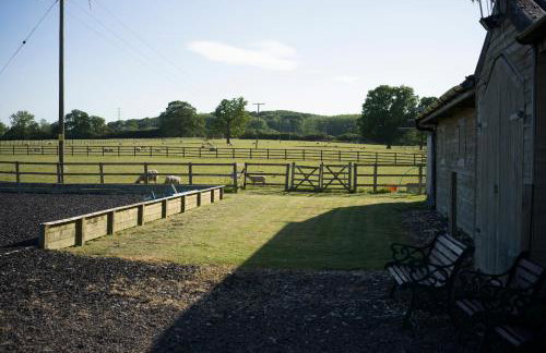 Coach House - Photo 31