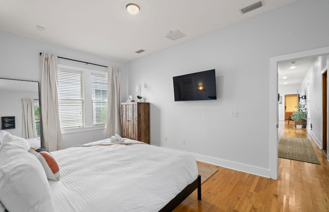 NEW Casa Fuente Ybor Bungalow Steps to 7th Ave - Foto 17