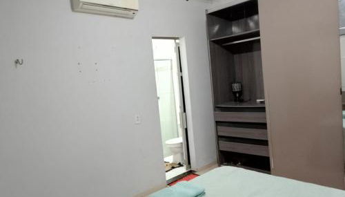 Minha mini casa aconchegante de 2 quartos e 2 camas de casal com Ar condicionado nos dois quartos - Foto 4, wardrobe