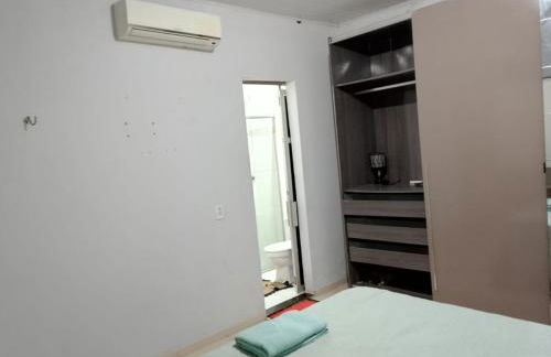 Minha mini casa aconchegante de 2 quartos e 2 camas de casal com Ar condicionado nos dois quartos - Foto 4