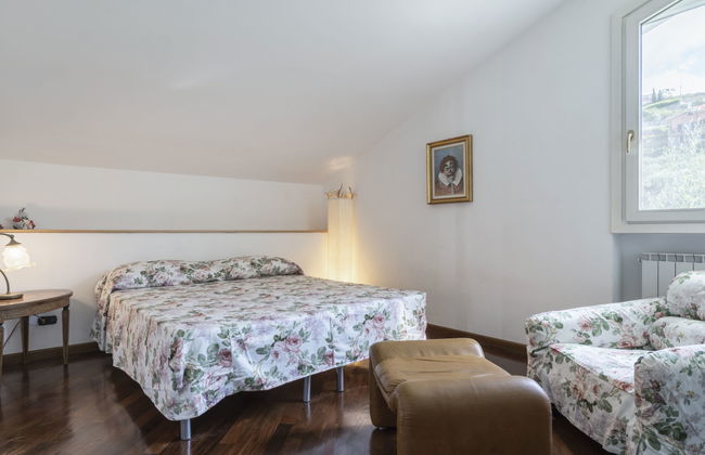 4 bedroom Apartment in Diano Castello with swimming pool and garden - Photo 17