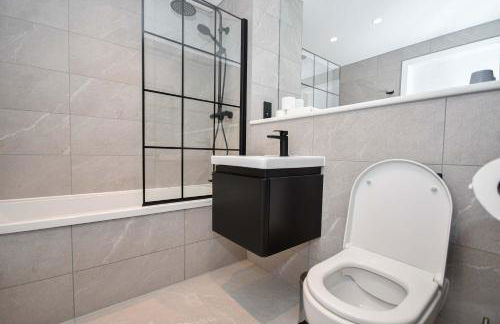 Modern 1 Bed Flat in Central Manchester w Balcony - Foto 34