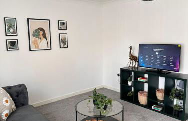 2BR Flat Free Parking Near Hampden and O2 Academy - Foto 1