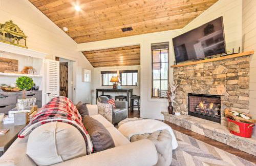 Putt-Putt, Pickleball and Trails Glenville Getaway - Foto 1