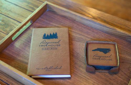 HOT TUB & PET-FRIENDLY Cabin in Cheshire Village - Foto 27