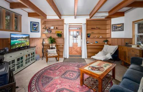 The Gingerbread Cottage - Photo 5