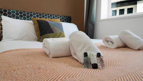 Spacious & Stylish - Free Parking - Fast Wifi - Foto 5, Other