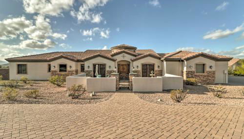 Pool and Spa! Phoenix Mansion Near Spring Training - Foto 2
