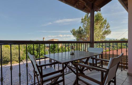 VILLA PEPONI Spacious Traditional Villa with Garden - BBQ & Private Parking - Photo 48