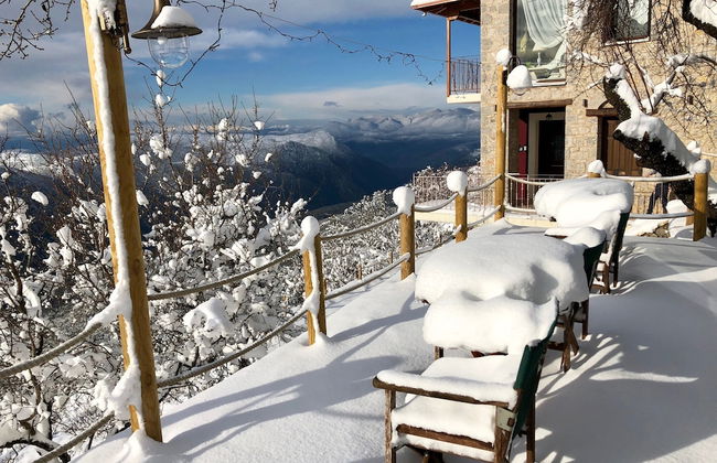 Almond House Suites Arachova - Adults Only - Foto 41