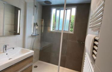 Le Mistral, Superbe Appartement 2 Chambres, Vue Mer Proximité Plage, Parking Gratuit - Foto 19