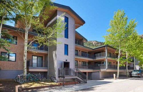 Capitol Peak Lodge by iTrip Aspen Snowmass - Photo 6