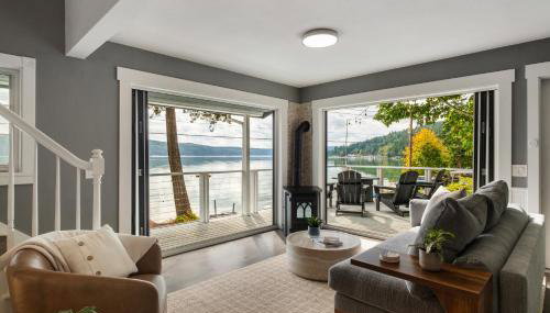 Hood Canal Escape- upscale meets the rocky shores! - Foto 1