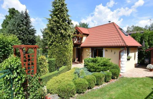 Large holiday home with garden, close to the lake - Foto 17