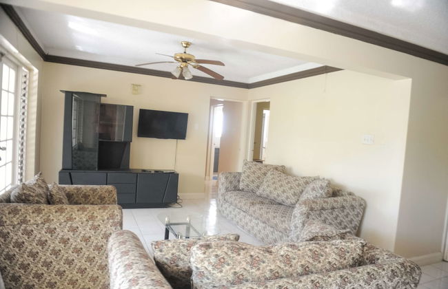 Serenity Vacation Home - Foto 14