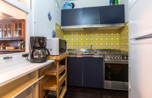 2 Bedroom Cozy Apartment In San Massimo - Foto 3