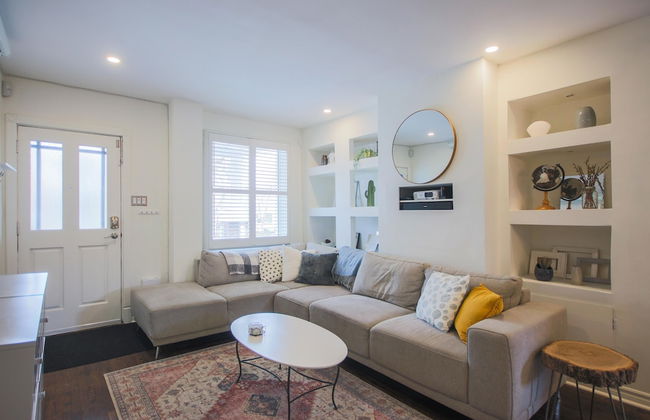 Leslieville Cozy & Bright Apt in Trendy Beaches - Foto 17