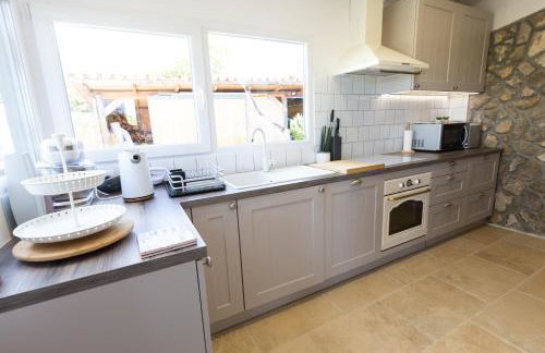 Officinalis - Family Vacation House - Photo 21