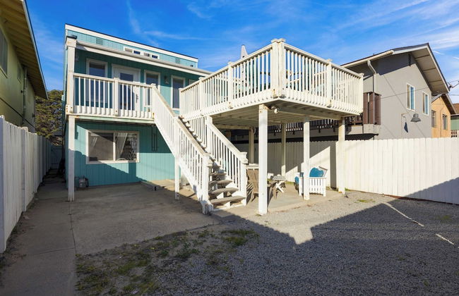 Steps to Beach w/ Patio+deck Foosball Happy Bottom Beach House by Avantstay - Foto 35