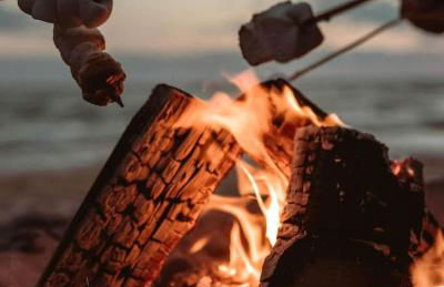 Charming Dog-Friendly Beach House with Fire Pit & Jetted Tub Near Carters Beach in Hancock, Maine - Foto 16