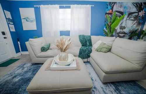 3-Bedroom Tropical Villa with Heated Pool in Fort Lauderdale - Foto 21