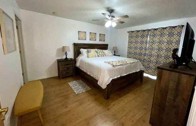 Villas at Island Club Community, Pools, Jacuzzi and More! - Photo 22