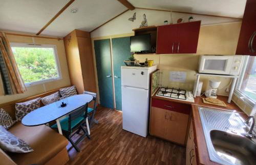 MOBIL HOME DANS CAMPING 3 etoiles GORGES DU VERDON CALME 4 PERS PLANCHA - Foto 3