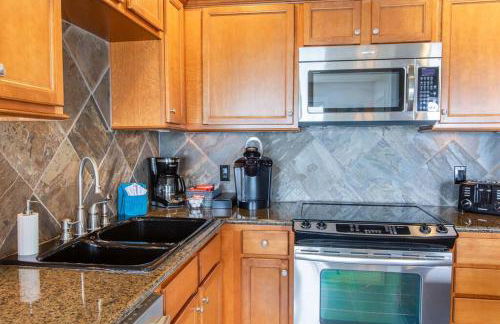 Rockaway oceanview condo,Steps to the beach & Downtown,W&D, WiFi - Foto 18