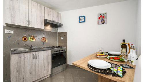 Amazing Home In Barat With House A Panoramic View - Foto 5