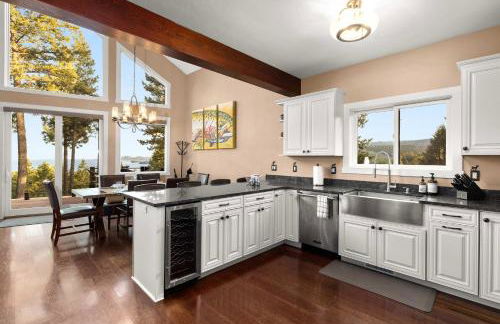 Eagles Nest - Hot Tub & Lake Views - Foto 8