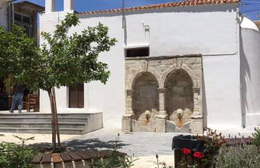 Traditional Village House - Photo 51