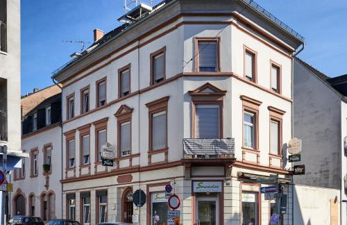 MARX - Charmantes Apartment im Stadtzentrum von Trier - bis 6 Gäste, 2 Schlafzimmer, WLAN & Waschmaschine - Foto 7
