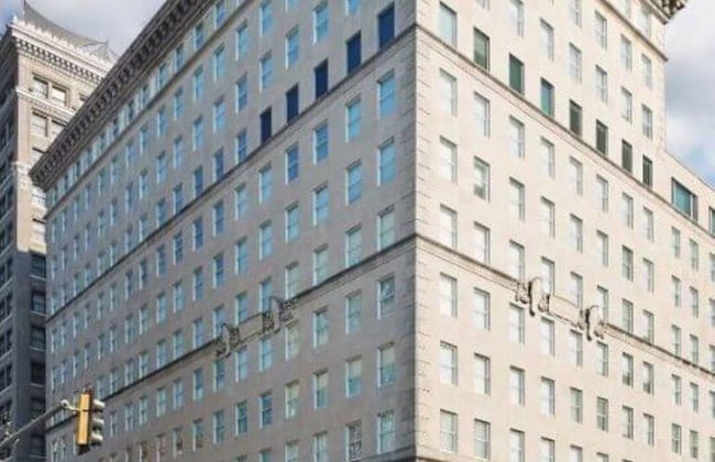 Bluebird Suites near AutoZone Park - Foto 1