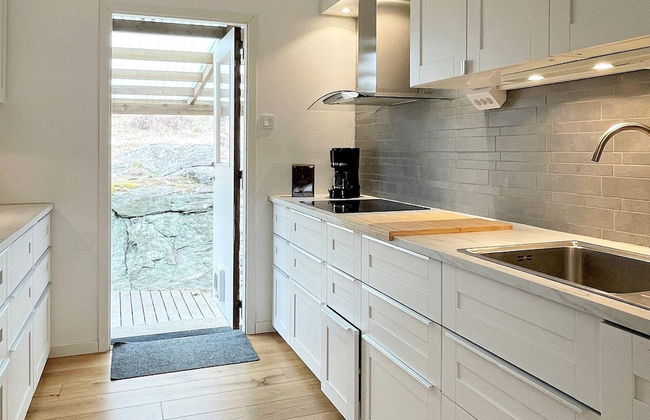 7 Person Holiday Home in Hjalteby - Photo 8