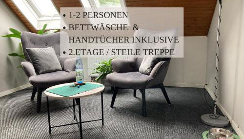 Haus Krabbe Zimmer ohne Küche, zentral gelegen zwischen Cuxhaven und Bremerhaven, Unterstellmöglichkeit für Fahrräder und E-Bikes, hauseigener Parkplatz, Hunde kostenfrei willkommen - Foto 5